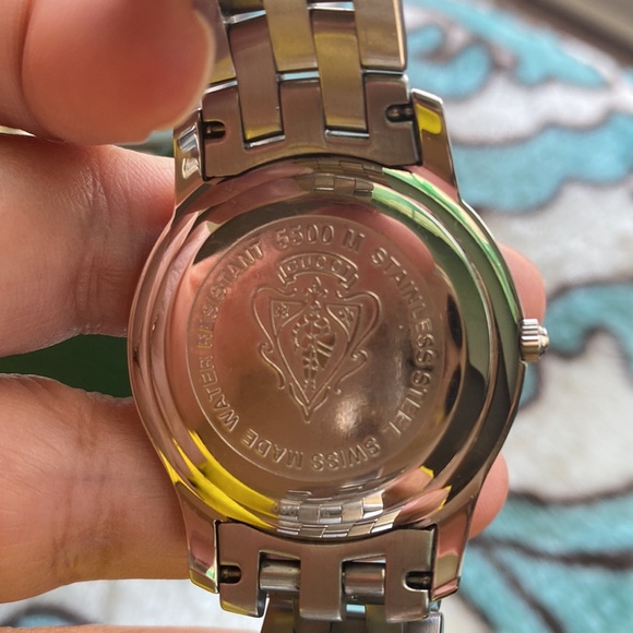 💯% Authentic GUCCI WATCH - Picture 6 of 8